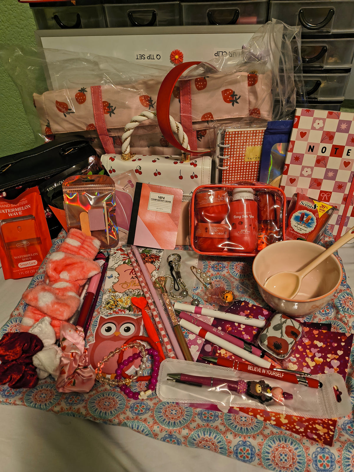Red and pink explosion bundle
